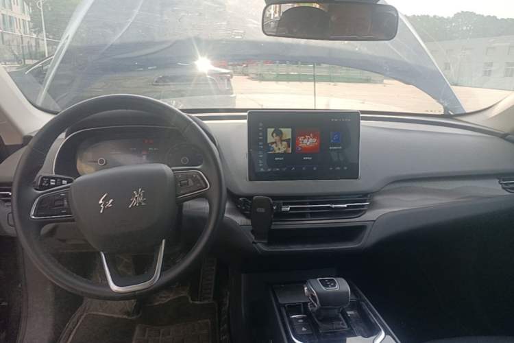 Used Hongqi E-QM5 2023 Base Travel Edition Center Console