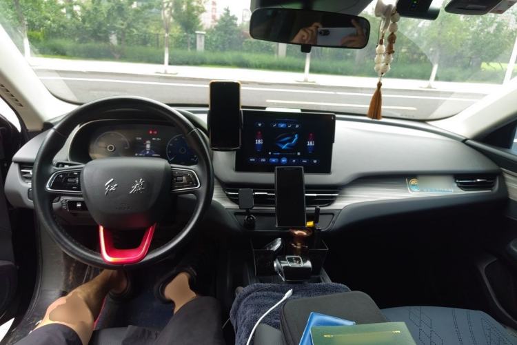Used Hongqi E-QM5 2023 620km PLUS Center Console