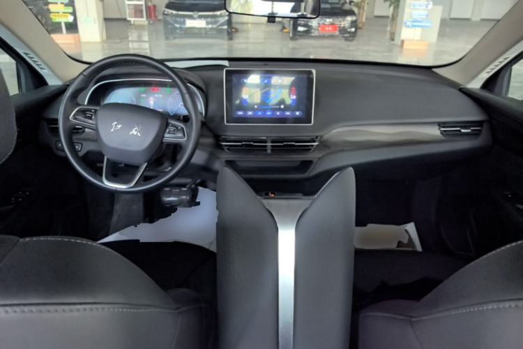 Used Hongqi E-QM5 2023 Revised Version Basic Travel Edition Center Console
