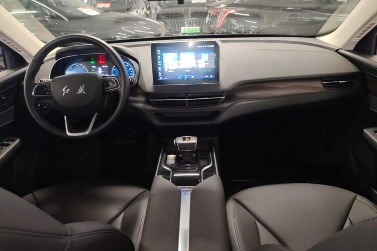 Used Hongqi E-QM5 2023 Revised Version Basic Travel Edition Center Console
