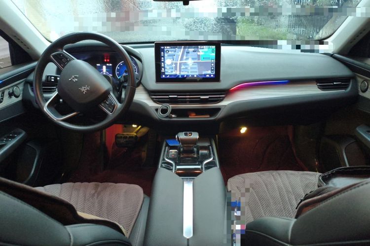 Used Hongqi E-QM5 2023 620km PLUS Center Console