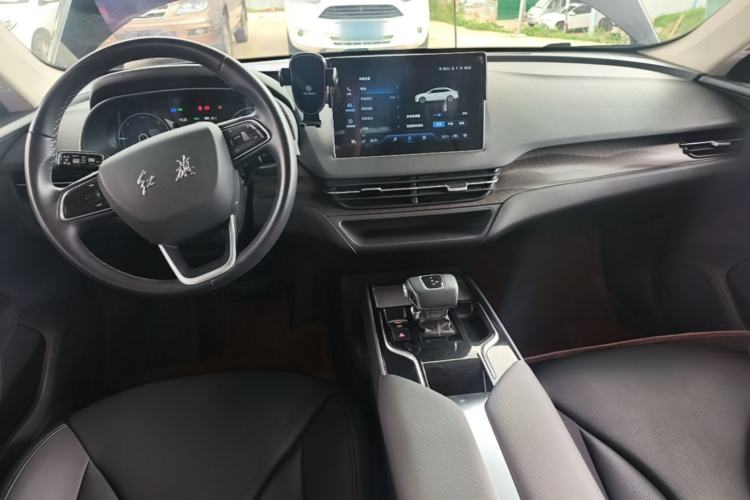 Used Hongqi E-QM5 2023 Revised Version Basic Travel Edition Center Console