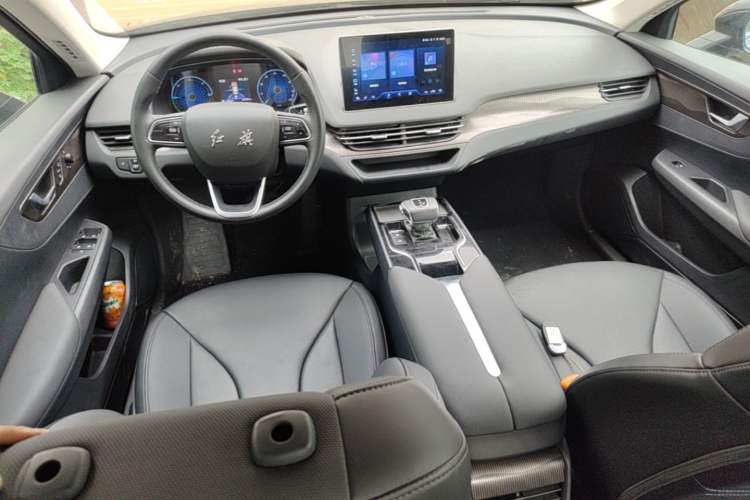 Used Hongqi E-QM5 2023 560km PLUS Center Console