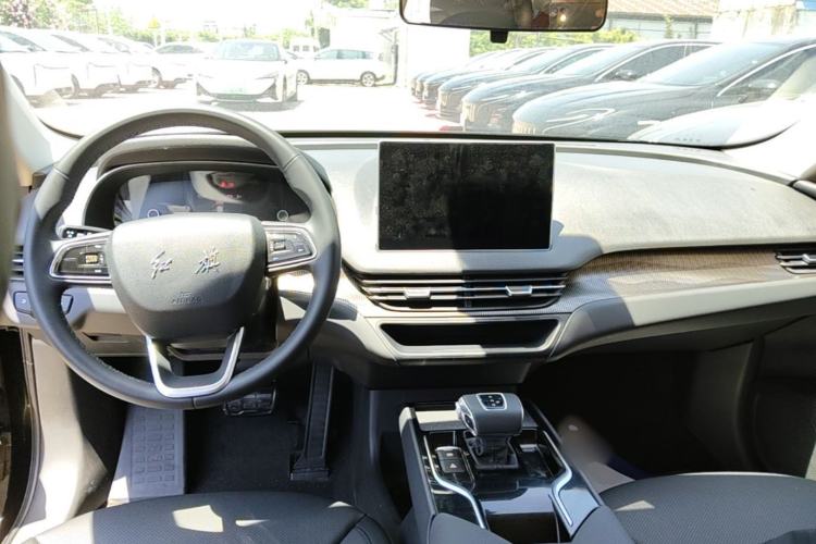 Used Hongqi E-QM5 2023 Revised Version Basic Travel Edition Center Console