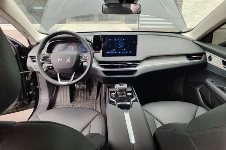 Used Hongqi E-QM5 2023 620km PLUS Center Console