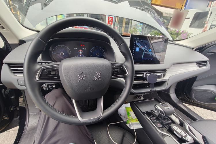 Used Hongqi E-QM5 2023 560km PLUS Center Console