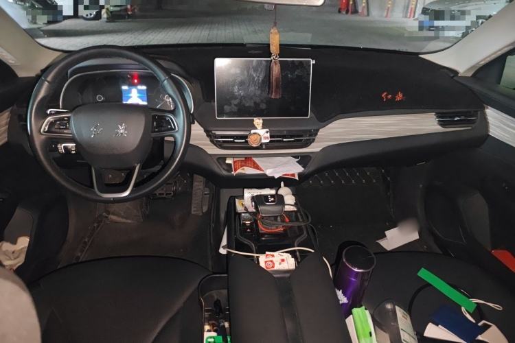 Used Hongqi E-QM5 2023 620km PLUS Center Console