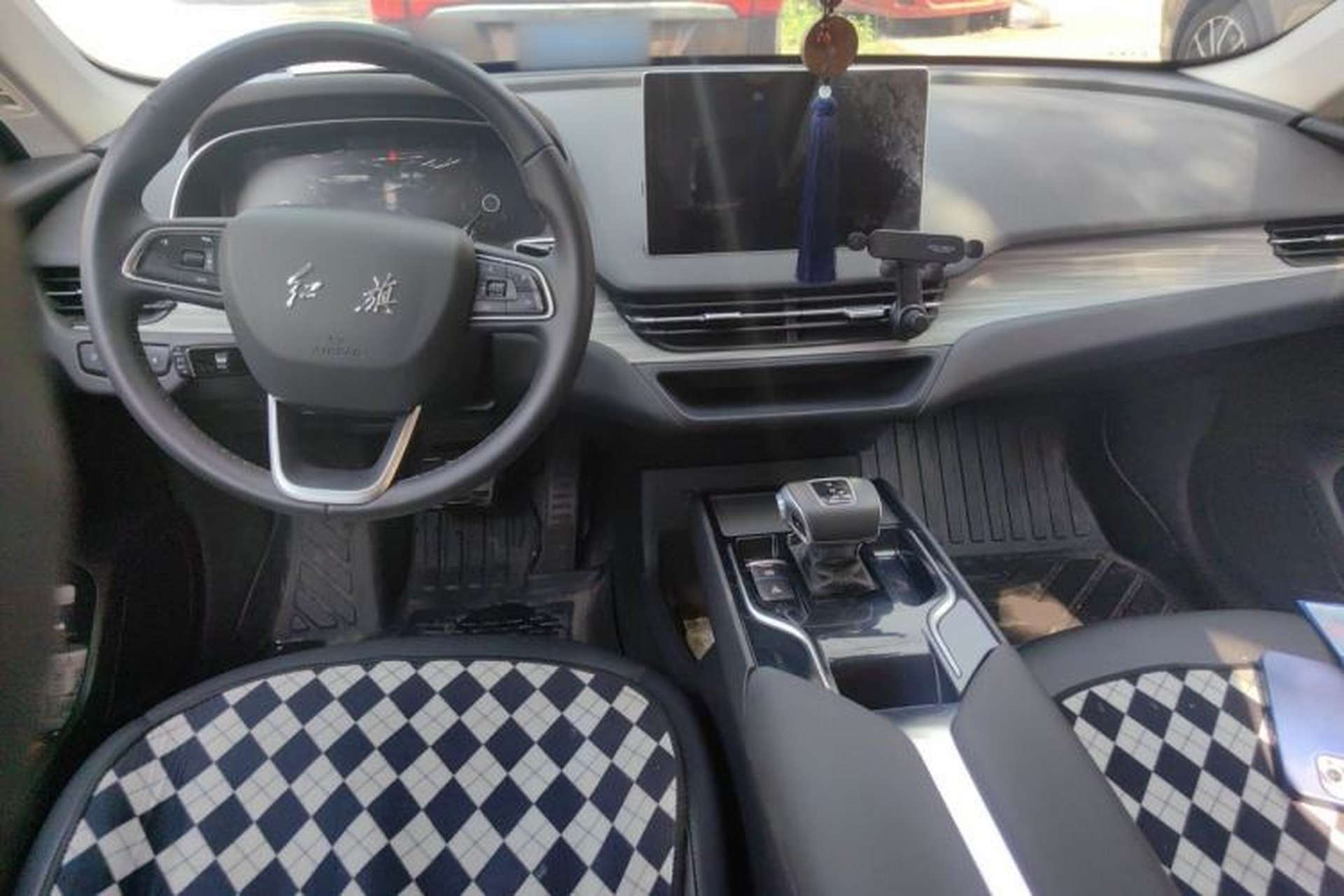 Used Hongqi E-QM5 2023 620km PLUS Center Console