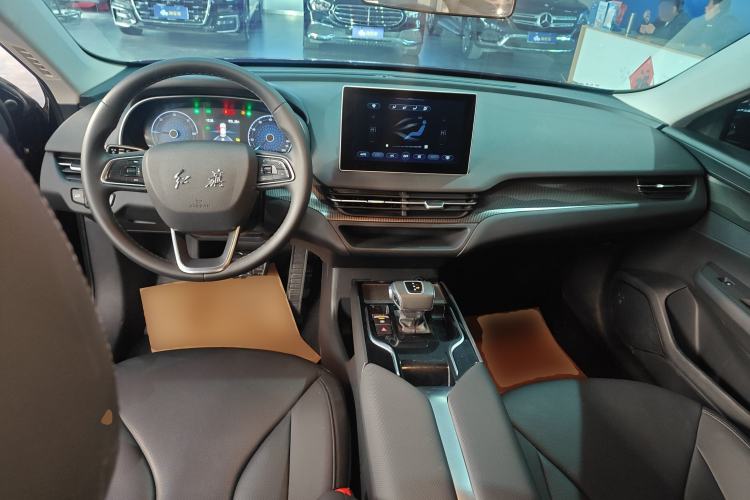 Used Hongqi E-QM5 2023 Revised Version Basic Travel Edition Center Console