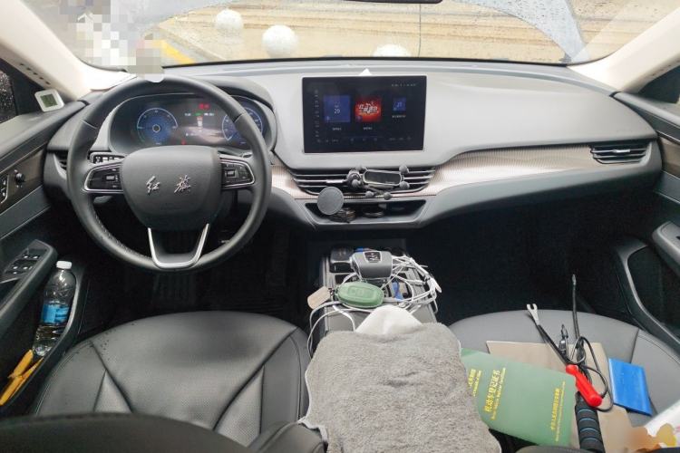 Used Hongqi E-QM5 2023 Revised Version Basic Travel Edition Center Console