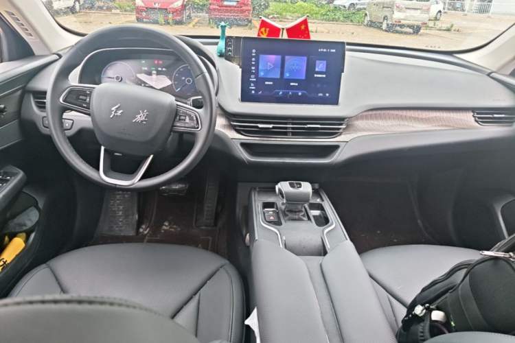 Used Hongqi E-QM5 2023 Revised Version Basic Travel Edition Center Console