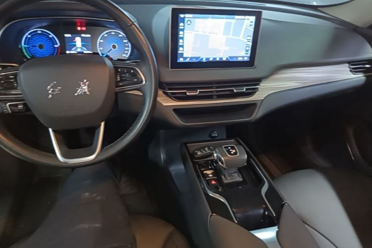 Used Hongqi E-QM5 2023 620km PLUS Center Console