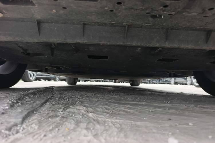 Used Hongqi E-QM5 2023 Revised Version Basic Travel Edition Chassis Front