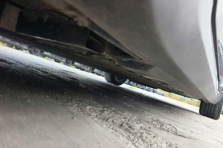 Used Hongqi E-QM5 2023 Revised Version Basic Travel Edition Chassis Front Left