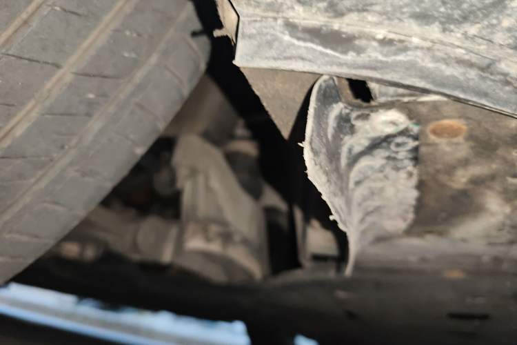 Used Hongqi E-QM5 2023 Base Travel Edition Chassis Front Right