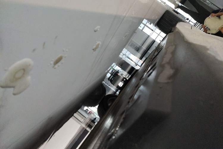 Used Hongqi E-QM5 2023 Revised Version Basic Travel Edition Chassis Front Right