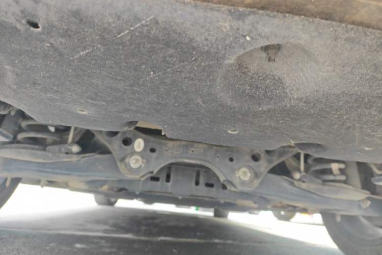 Used Hongqi E-QM5 2023 Revised Version Basic Travel Edition Chassis Rear