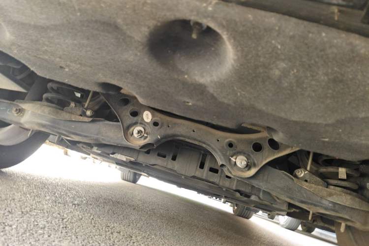 Used Hongqi E-QM5 2023 Base Travel Edition Chassis Rear