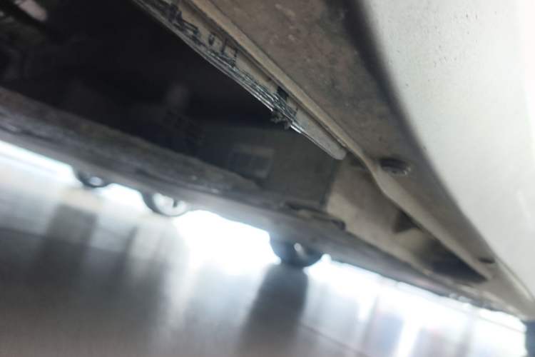 Used Hongqi E-QM5 2023 Revised Version Basic Travel Edition Chassis Rear Right