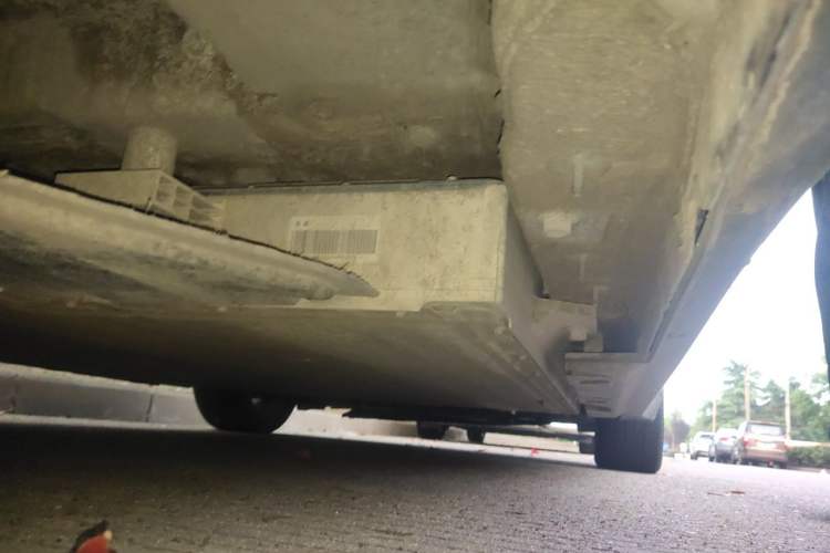 Used Hongqi E-QM5 2023 Revised Version Basic Travel Edition Chassis Rear Right
