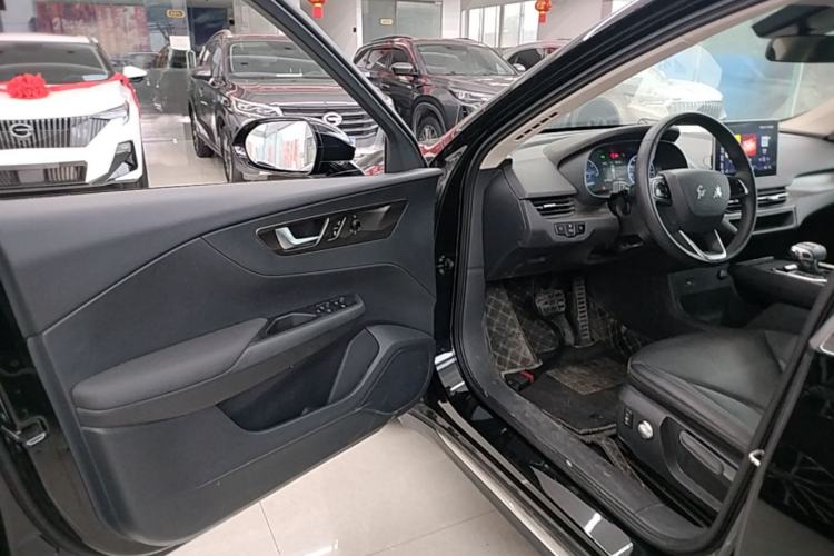 Used Hongqi E-QM5 2023 Base Travel Edition Driver Seat