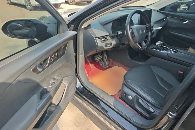 Used Hongqi E-QM5 2023 Revised Version Basic Travel Edition Driver Seat