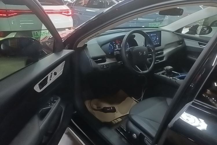Used Hongqi E-QM5 2023 560km PLUS Driver Seat