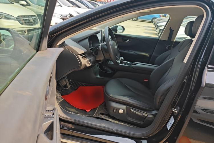 Used Hongqi E-QM5 2023 Revised Version Basic Travel Edition Driver Seat