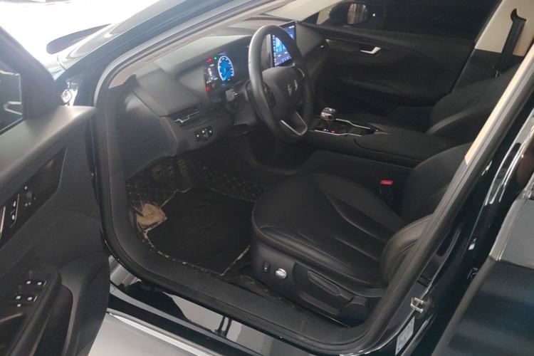 Used Hongqi E-QM5 2023 Base Travel Edition Driver Seat