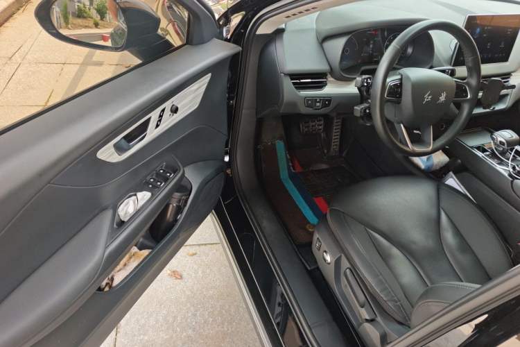 Used Hongqi E-QM5 2023 620km PLUS Driver Seat