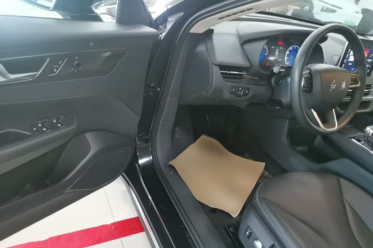 Used Hongqi E-QM5 2023 Revised Version Basic Travel Edition Driver Seat