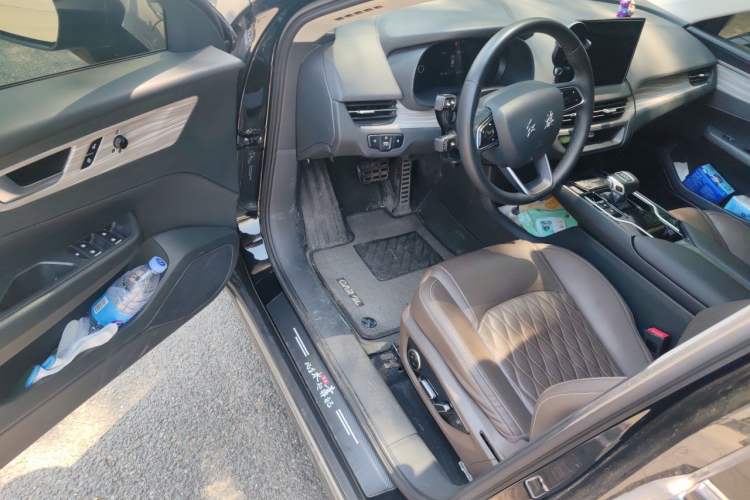 Used Hongqi E-QM5 2023 560km PLUS Driver Seat
