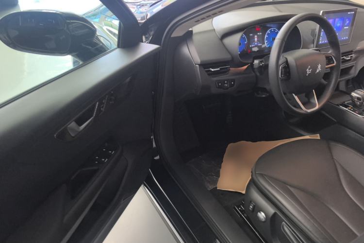 Used Hongqi E-QM5 2023 Revised Version Basic Travel Edition Driver Seat