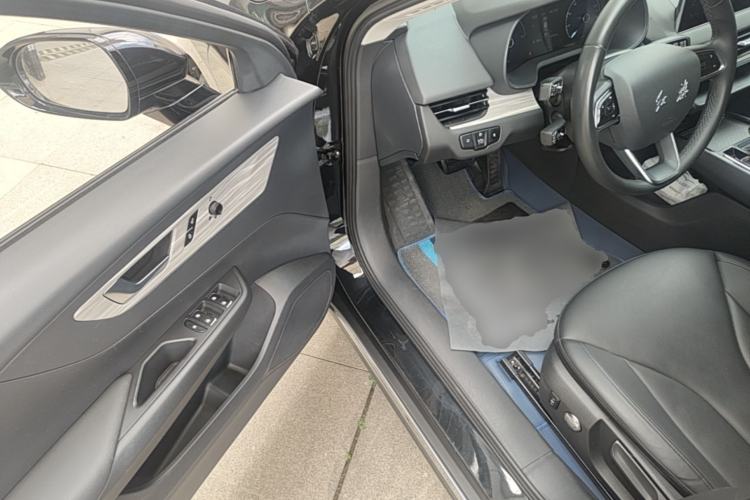 Used Hongqi E-QM5 2023 560km PLUS Driver Seat