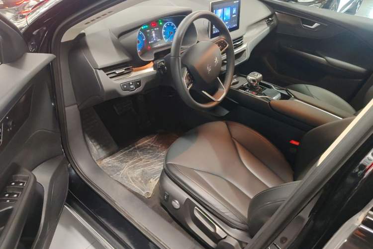 Used Hongqi E-QM5 2023 Revised Version Basic Travel Edition Driver Seat