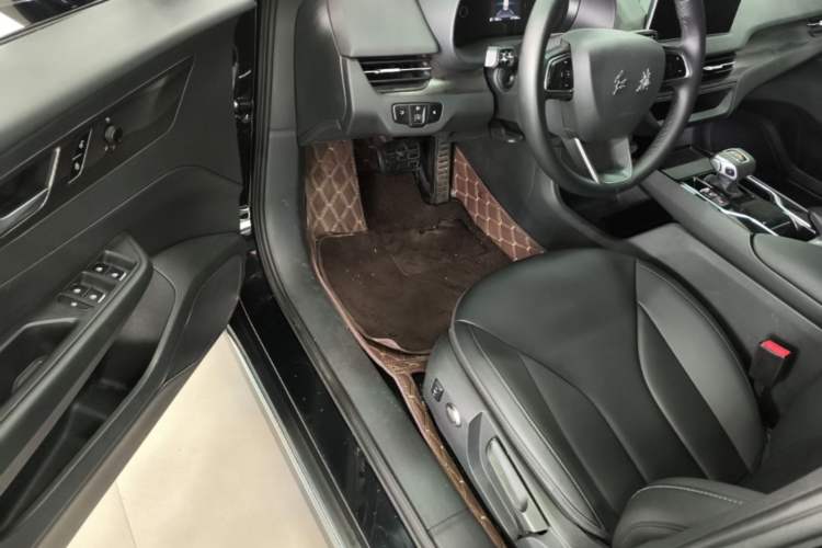 Used Hongqi E-QM5 2023 Revised Version Basic Travel Edition Driver Seat