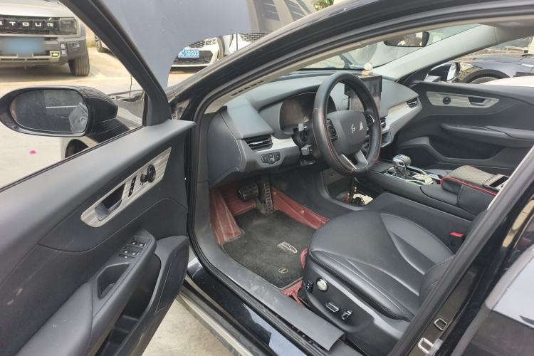Used Hongqi E-QM5 2023 560km PLUS Driver Seat