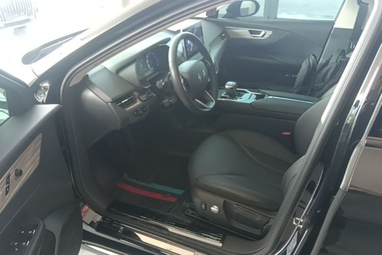 Used Hongqi E-QM5 2023 560km PLUS Driver Seat