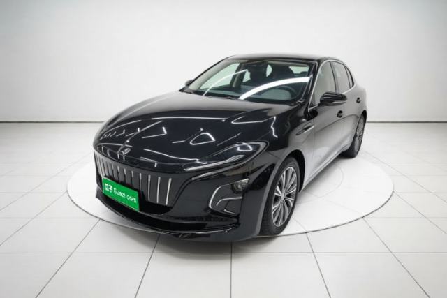 Hongqi E-QM5 2023 620km PLUS usado