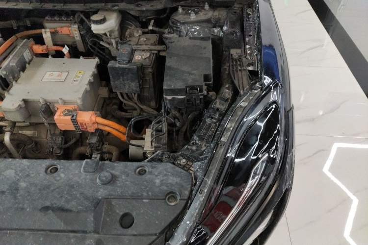Used Hongqi E-QM5 2023 Revised Version Basic Travel Edition Engine Bay Left