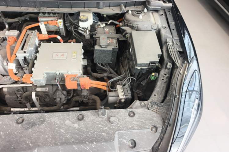 Used Hongqi E-QM5 2023 Revised Version Basic Travel Edition Engine Bay Left