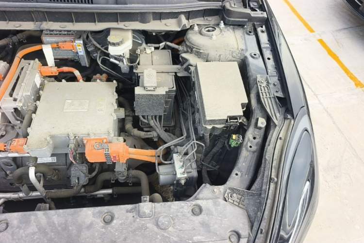 Used Hongqi E-QM5 2023 Revised Version Basic Travel Edition Engine Bay Left