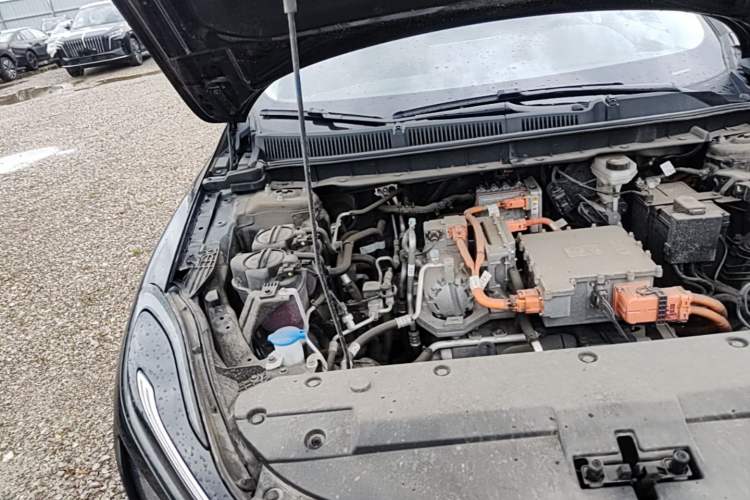 Used Hongqi E-QM5 2023 Revised Version Basic Travel Edition Engine Bay Right