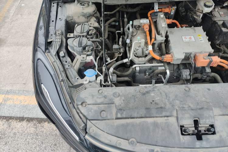 Used Hongqi E-QM5 2023 Base Travel Edition Engine Bay Right
