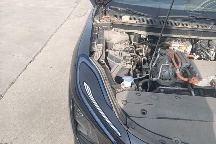 Used Hongqi E-QM5 2023 Base Travel Edition Engine Bay Right