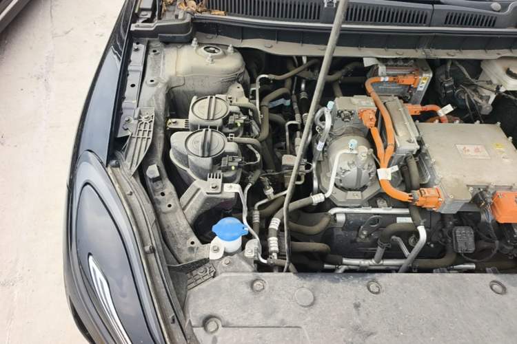 Used Hongqi E-QM5 2023 Revised Version Basic Travel Edition Engine Bay Right