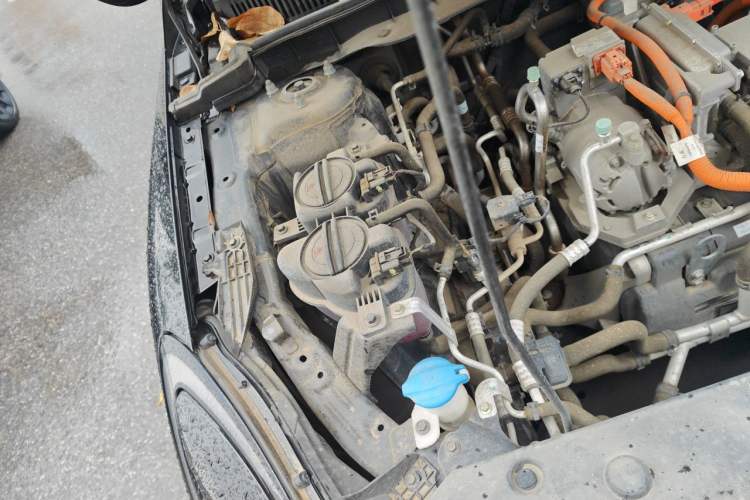 Used Hongqi E-QM5 2023 Revised Version Basic Travel Edition Engine Bay Right
