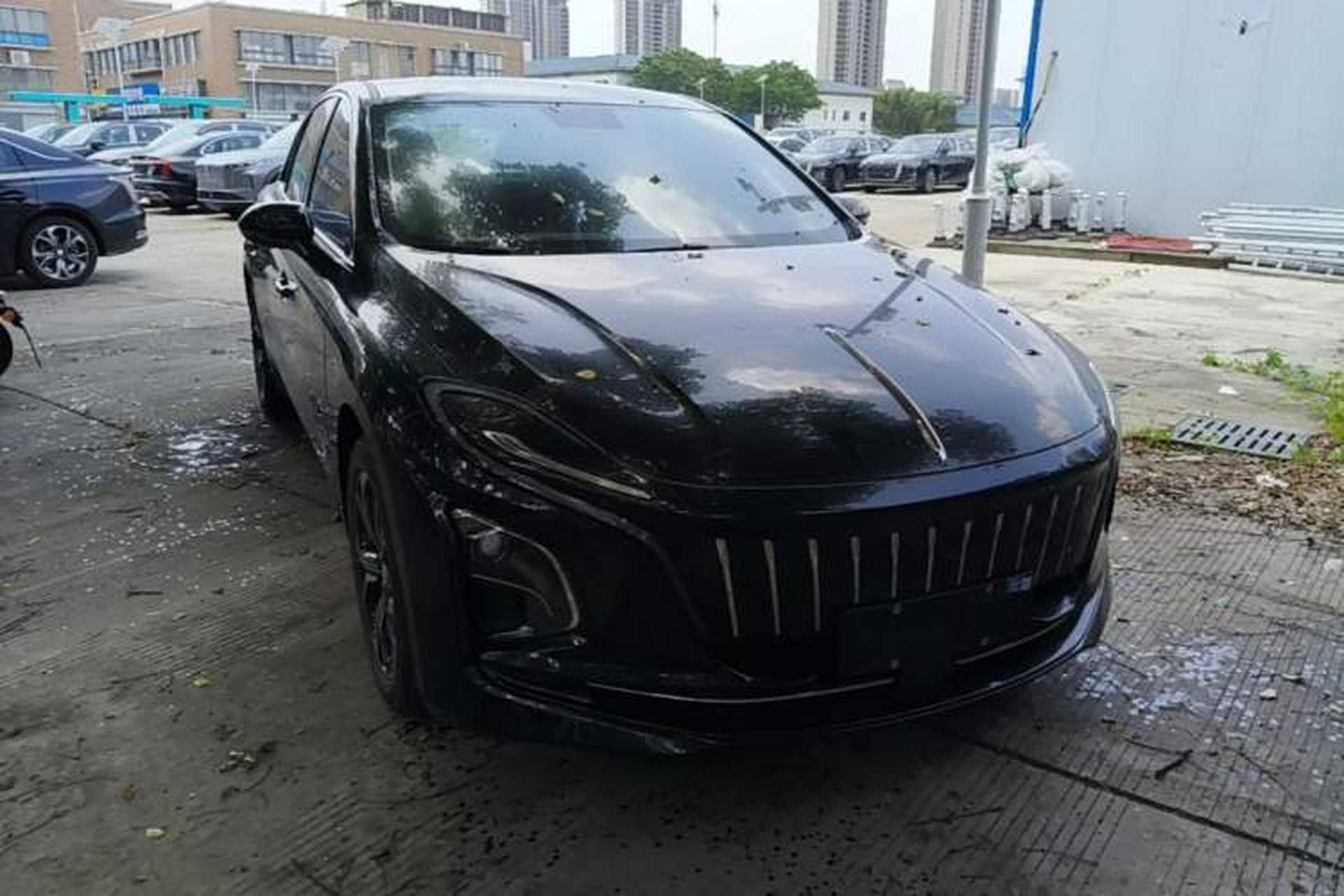 Used Hongqi E-QM5 2023 Base Travel Edition Exterior 1