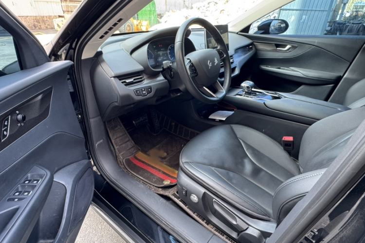 Used Hongqi E-QM5 2023 Base Travel Edition Exterior 1