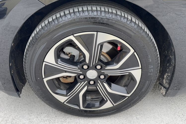 Used Hongqi E-QM5 2023 Base Travel Edition Exterior 2
